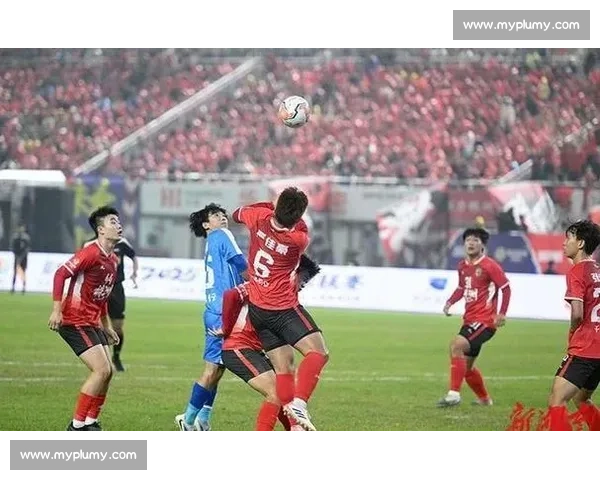 精彩对决落幕 足球比赛结果揭晓 热血较量终结比分揭示胜负悬念